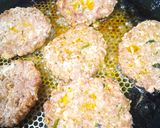 صورة لخطوة 1 من وصفة 🍔همبرڨر🍔