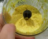 A picture of step 1 of Coconut fish curry (arachu vecha).