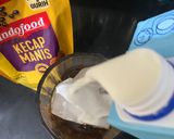 Foto langkah ke 3 dari resep Es Kopi Susu Kecap Gula Aren.