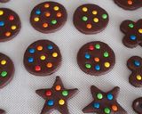 Foto del paso 3 de la receta: Galletitas de cacao amargo y Rocklets👌😋