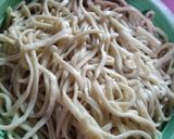 Foto langkah ke 1 dari resep Mie Goreng Simpel.