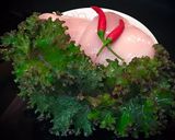 Hình bước làm 1 của món Cơm gà sốt cà ri với cải Kale
