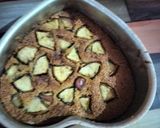 A picture of step 2 of Semolina apple cake.
