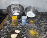 Foto del paso 1 de la receta: Galletitas rellenas de limón bañadas en chocolate