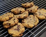 Foto langkah ke 7 dari resep Brown Butter Chocochips Cookies.
