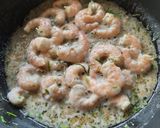 A picture of step 4 of Garlic Prawns in Green Masala.