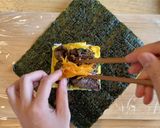 Foto del paso 5 de la receta: Sandwichi de onigiri, Onigirazu(キンパおにぎらず) / Comida japonesa