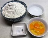 手工雞蛋麵的食譜步驟1照片