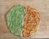 A picture of step 3 of Roti Sandwich.