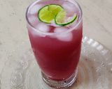 A picture of step 3 of Grape lemon refresher.