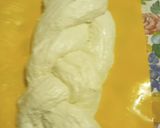 A picture of step 4 of Braided Bread with Rounds.