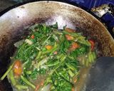 Foto langkah ke 4 dari resep 5. Cah Kangkung Belacan.