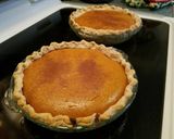 A picture of step 8 of Pumpkin Pie.