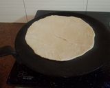 A picture of step 3 of Leftover rice pratha.