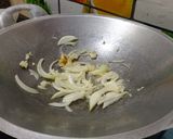 Foto langkah ke 3 dari resep Capcay kuah ayam dan sayur.