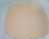 Foto del paso 4 de la receta: Empanada de pollo y queso