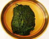 A picture of step 4 of Chickpeas with Spinach (a traditional Andalusian tapa).