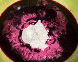 A picture of step 2 of Beetroot halwa/barfi.