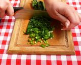 Medvehagymás pogácsa recept fázis 3 fotója