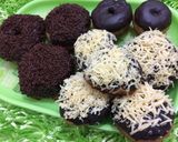 Foto langkah ke 9 dari resep Donat Empuk Menul2 Topping Cokelat Keju.