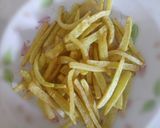 A picture of step 2 of Homemade chips.