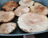 Foto del paso 8 de la receta: Gurumelos a la plancha con jamón