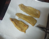 Foto del paso 4 de la receta: Fish and chips al estilo canario con mojo de perejil