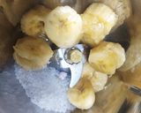 বানানা লস্যি (Banana Lassi recipe in Bengali) রেসিপির ধাপ 1 ছবি