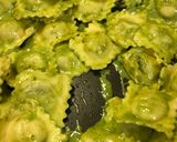 A picture of step 3 of Ricotta and Herb Ravioli with Basil Pesto and Cream Cheese.