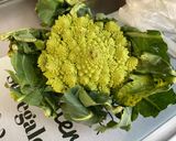 Une image de l'étape 1 de Flan de chou romanesco au porc et parmesan.