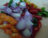 Foto langkah ke 2 dari resep Oseng Teri Pedas.