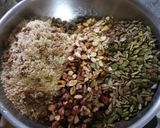 शुगर फ्री ड्राई फ्रूट्स के लड्डू(sugar free dry fruit ke laddu recipe in hindi) रेसिपी चरण 7 फोटो