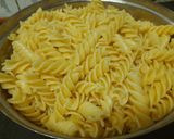 A picture of step 1 of Pasta in arrabiata sauce.