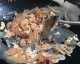 รูปขั้นตอนการทำที่ 2 ของ คั่วไก่ (ไม่ใส่เส้น)