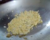 Foto langkah ke 4 dari resep Kwetiau goreng.