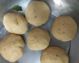 A picture of step 4 of Fry Litti in ghee.