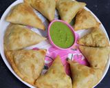 A picture of step 17 of Feta cheese & Spaghetti Samosa.