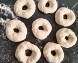 A picture of step 5 of New York Style Bagels.