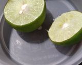 A picture of step 2 of Herbal green tea.