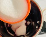 A picture of step 2 of Beetroot halwa.