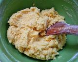 Foto langkah ke 3 dari resep Palm Cheese Cookies.