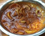 A picture of step 8 of Olya Kajuchi usal (Tender cashews curry).