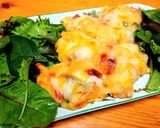 A picture of step 6 of Fish mix with sweet peppers in white sauce.