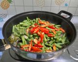 Foto langkah ke 4 dari resep Buncis tumis jantung ayam 🌶️.