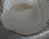 Foto langkah ke 3 dari resep Mochi pandan isi kacang.