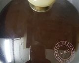 A picture of step 4 of Mango Blackforest Cake.