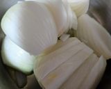 Foto del paso 1 de la receta Spaguetini con salsa de cebolla y pimiento rojo