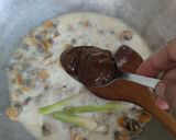 Gambar langkah 3 resipi Kerang Masak Lemak Kerisik.