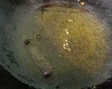 A picture of step 5 of Goan Style Veg Paneer Xacuti.