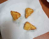 Foto del paso 3 de la receta: Crema de lechuga con bombón de queso frito
